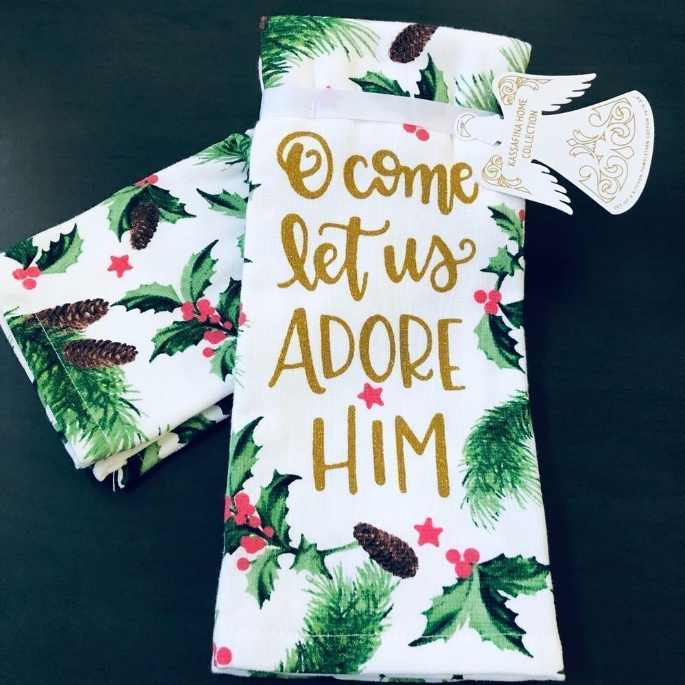 Christmas Holiday Holly & Pine Kitchen Towels Set